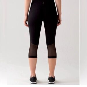lululemon athletica Black Cropped Mesh Panel Leggings
